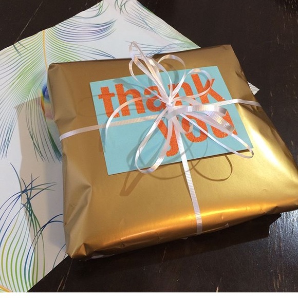 Meet your Posher, Tricia - Picture 3 of 4